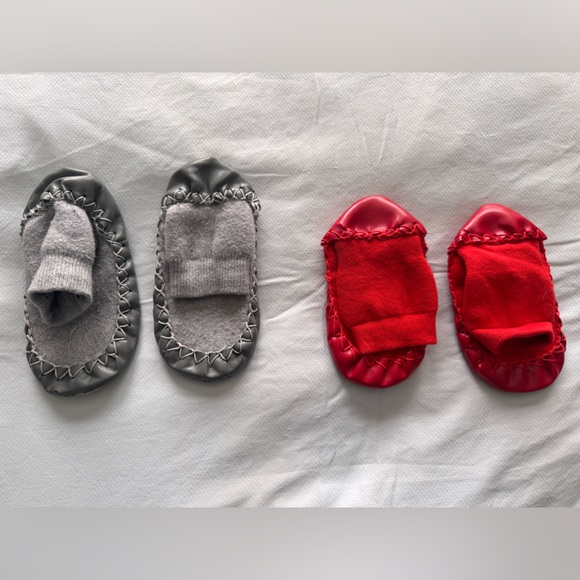 Hanna Andersson Other - Hanna Andersson Gray and Red Kids Slippers